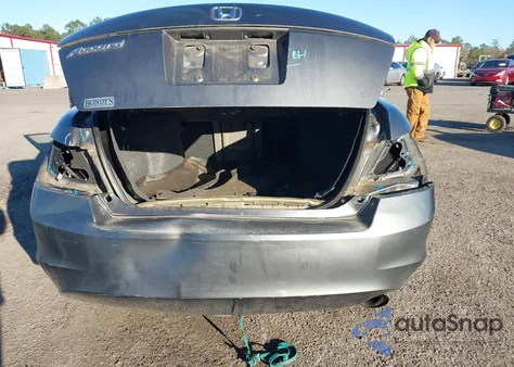 2010 Honda Accord 2.4 Ex-L из США, поврежденный, VIN 1HGCP2F82AA000077